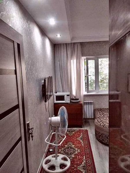 Академгородок<br />
<br />
Цена: 350$<br />
<br />
• Ориенти