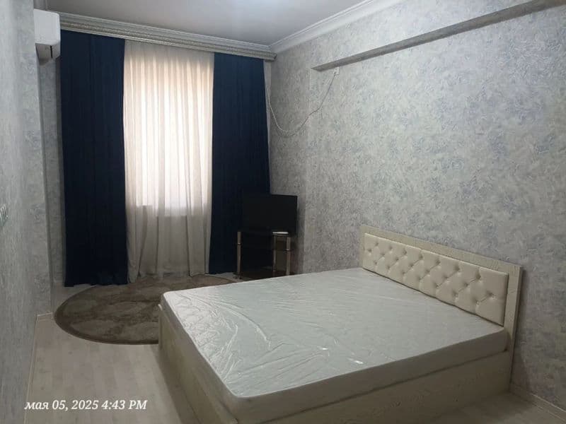 Район - Алмазарский<br />
Ориентир - Медгородок<br />
Комнат