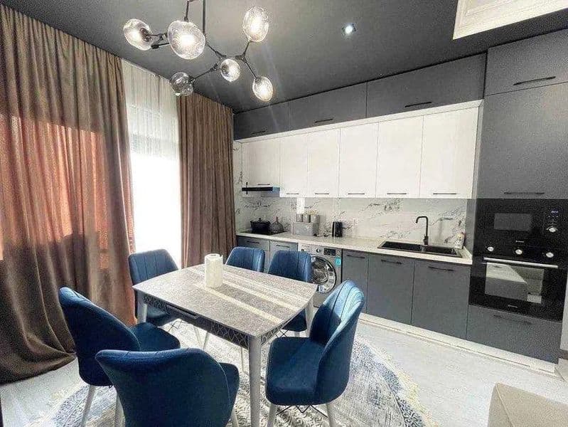 Яккасарайский район <br />
Жк Новза<br />
3/5/9<br />
90м2<b