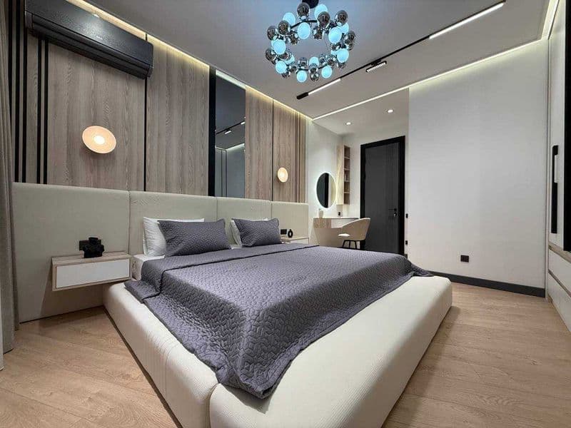 Жилой комплекс: Kislorod<br />
Комнат: 3<br />
Этаж: 5<br />