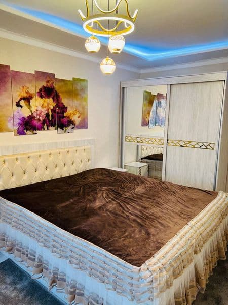 Яккасарайский район<br />
Улица : Шота Руставели<br />
Очень