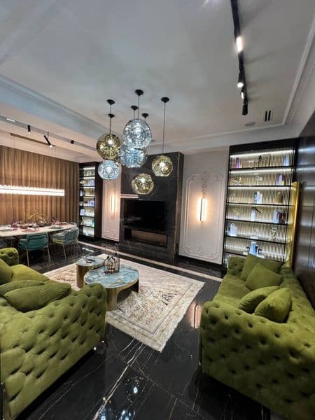 Тип дома: Жк Новза<br />
Golden House<br />
<br />
Район: Чи