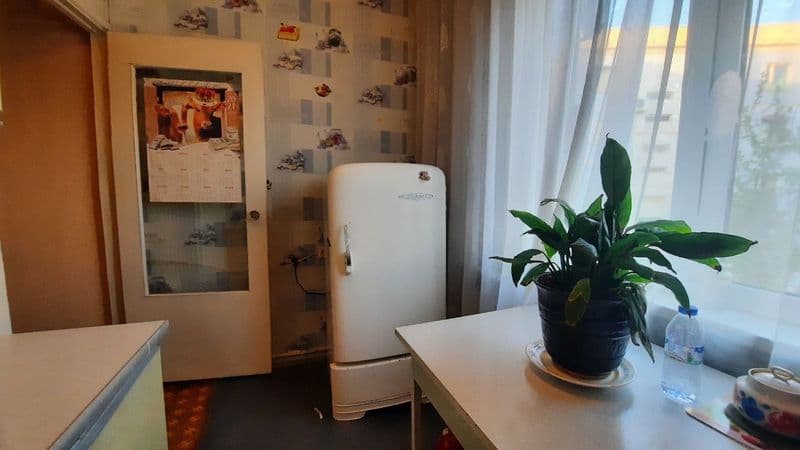 Сдаётся 1в2х комнатная квартира, Франция 2*3 балкон,на долги — фото 2