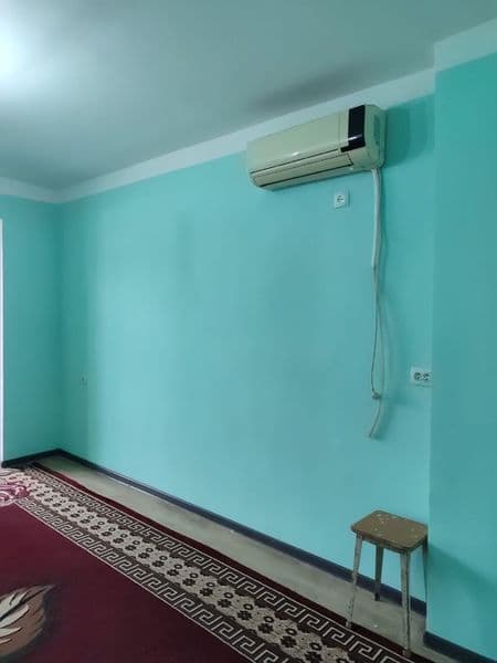 Юнусабад 2 кварталда 1 хона уй оилага ижарага берилади. Ичид