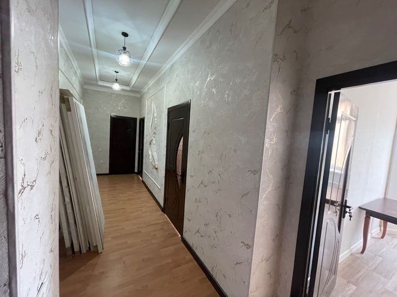 Сдаю свою 2х ком. квартиру в центре, на 4м этаже 8 этажной н — фото 2