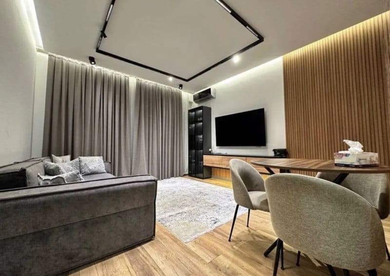 Ц-5 Сдается ж впечатлительная 2 комнатная квартира  новастро