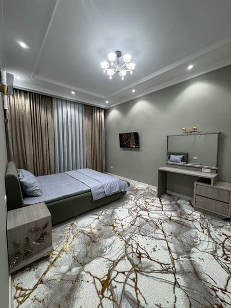 Квартира новая после ремонта, просторная. Высота потолков 3, — фото 4