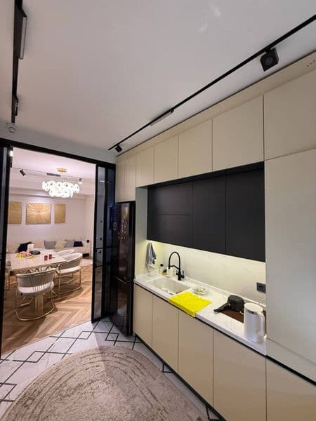 Yangindom odam yashamagan krb yashalsa boldi hamma narsa bor