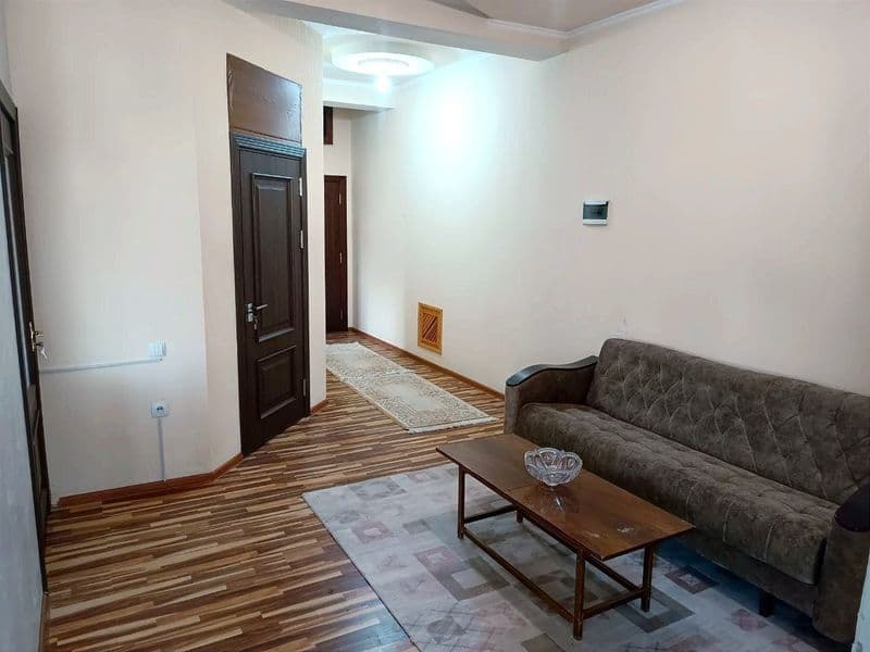 Bodomzor metro oldida 2 xonali uy ijaraga beriladi bezmakler — фото 3