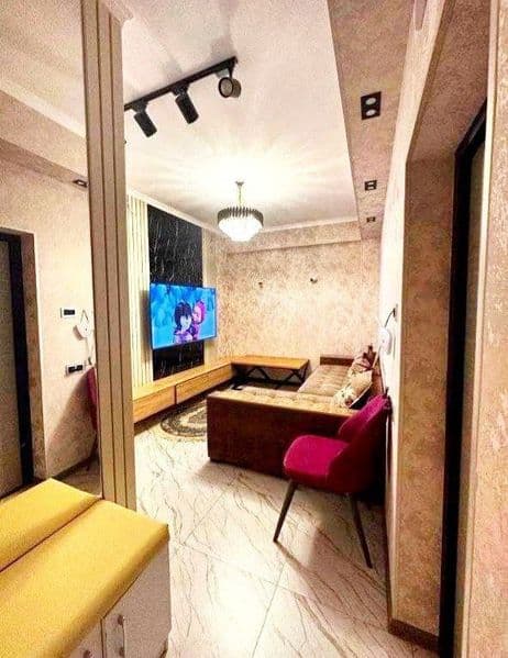 Yunusobod 19 kvartil Xonsaroyda 4 ta qizga ijaraga kvartira 