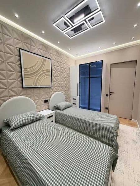 ЭЛИТНЫЙ КОМПЛЕКС<br />
ЖК Mirabad Avenue<br />
НОВОСТРОЙКА 3