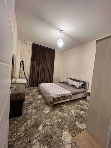 Сдается квартира для семейных<br />
<br />
Район: Алмазар<br