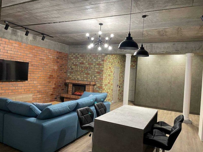 Уникальное предложение аренды в самом центре города<br />
<b — фото 3