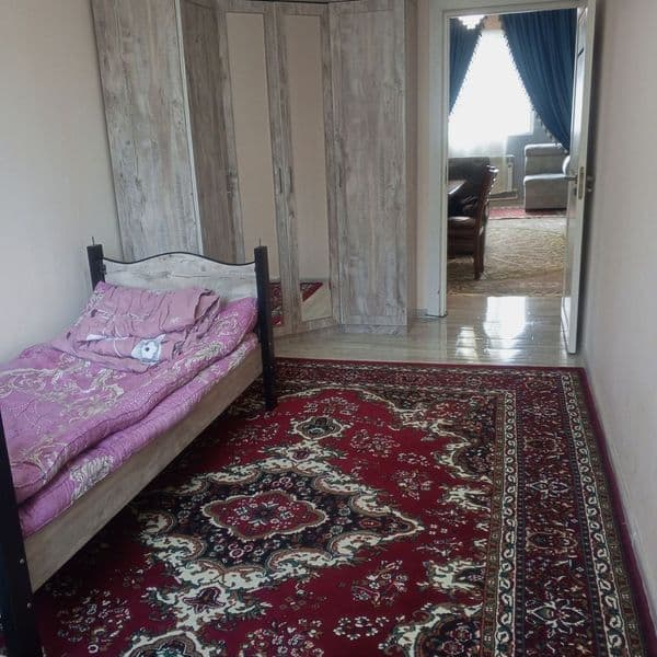 Сдаётся 2 комнатная, с хорошим ремонтом с мебелью и техникой — фото 4