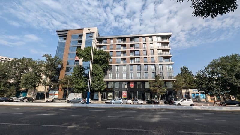 Новостройка с закрытым и охраняемым двором. <br />
<br />
•  — фото 4