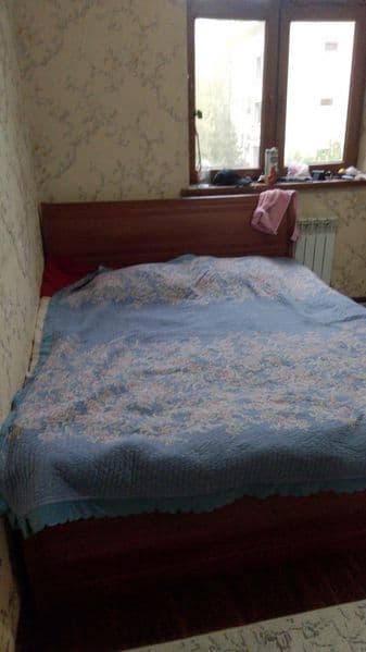 Dom 2xonalik sheriklikka 1xonasi beriladi yosh oila yoki 3ta