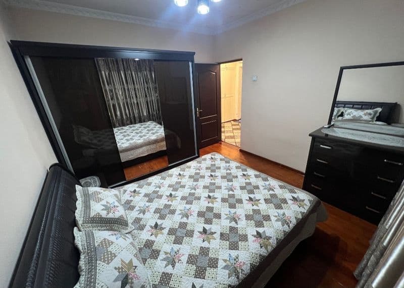 Район:  Юнусабадский 13 кв <br />
• Комментарий:новый ремонт