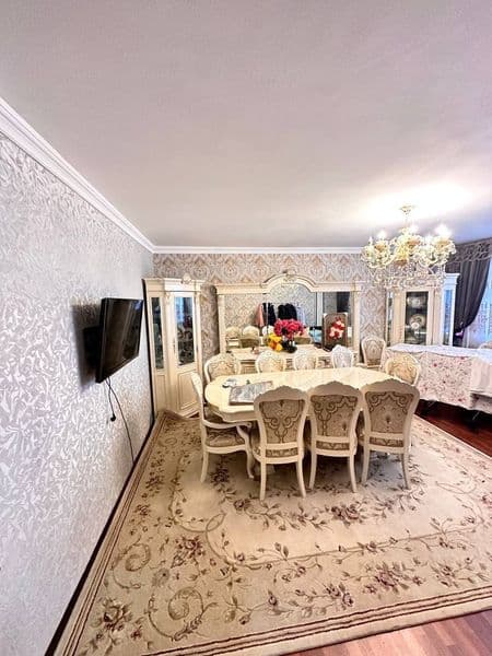 Срочно сдаю 2-х комнатную квартиру.Для семейной пары с детьм