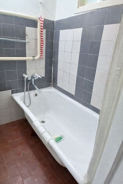 Chilonzor 23 dahadan 2 xonali kvartira<br />
Gaz plita,halad — фото 3