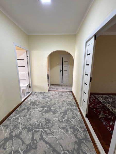 Срочно сдаётся квартира !!!<br />
Яшнабадский р-н 40-лет 3/4