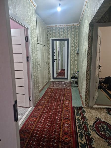 Faqat ishlaydigan o'qiydigan o'g'il bolalarni olamiz<br />
M