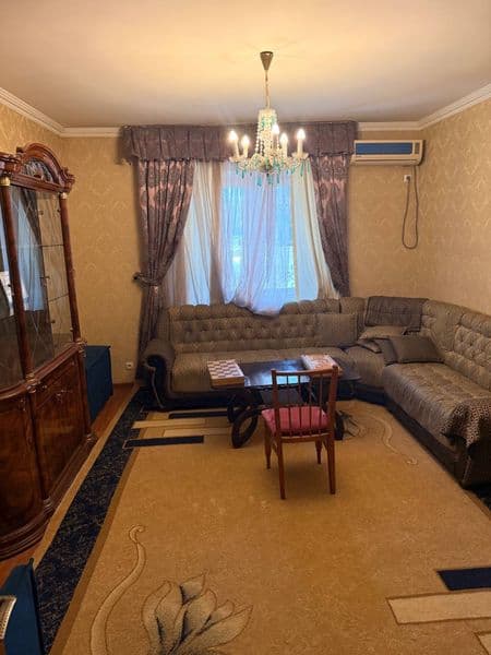 Сдается квартира<br />
Мирабадский р-н<br />
Ул. Фитрат <br 