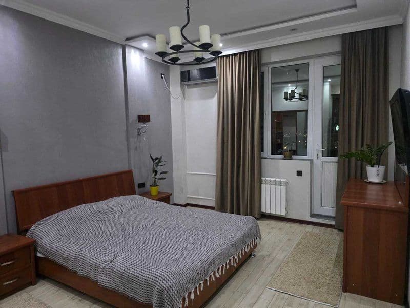 Сдаётся КЛАССНАЯ квартира<br />
<br />
• Район: Яшнабадский<