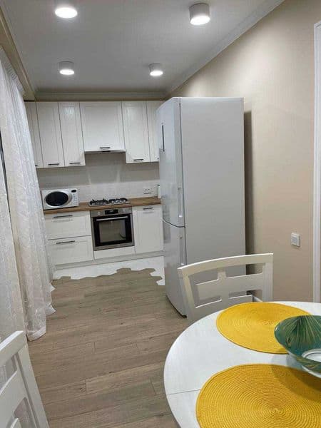 Сдаётся шикарная 2-комнатная квартира <br />
<br />
Район: Ч — фото 3