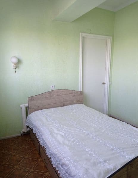 Квартира перепланирована в трех комнатную: две спальни, гост — фото 2