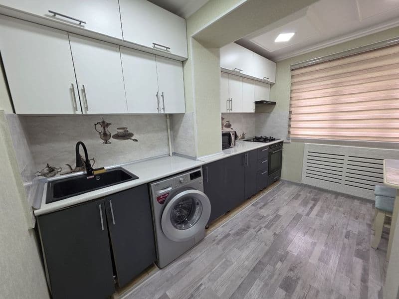 СРОЧНО АРЕНДА В САМОМ ЦЕНТРЕ!!! <br />
БИЙ ( метро Максим Го — фото 5