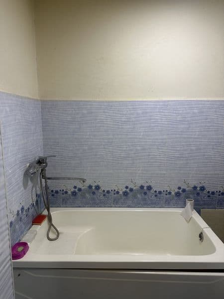 Сдаётся квартира на долгий срок бывшое общежитие все внутри  — фото 4