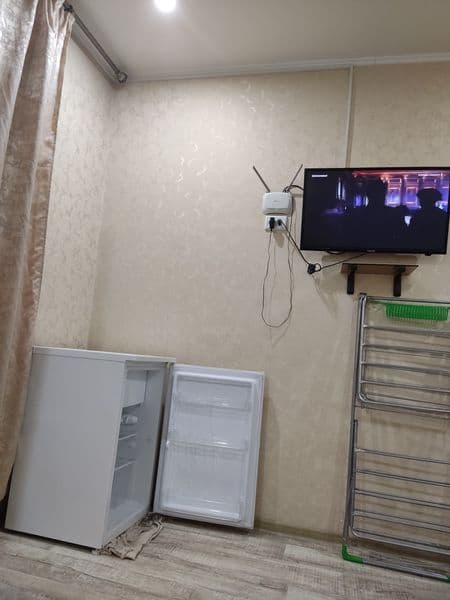 Однокомнатная квартира. Имеется холодильник, телевизор, инте — фото 2