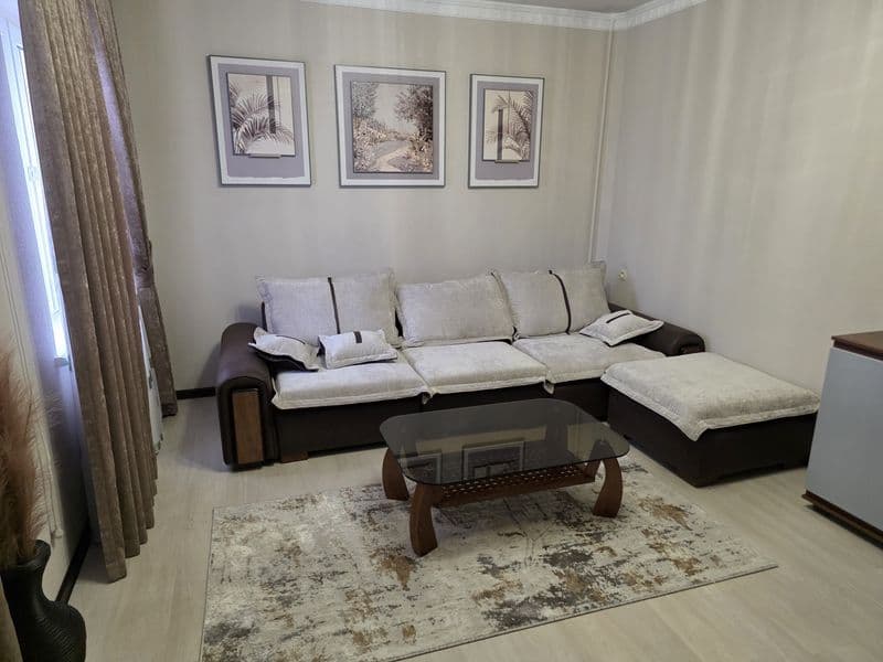 Сдам Свою шикарную 4 х комнатную квартиру в центре Города Га — фото 2