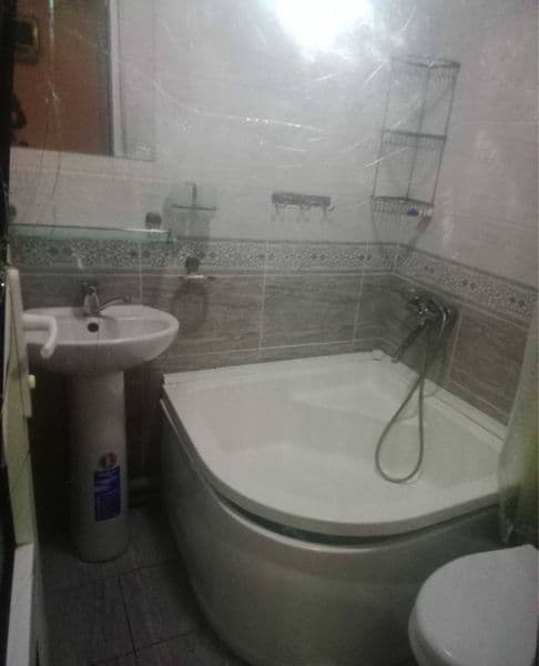 Максим Горький<br />
Возле метро<br />
1/1/4<br />
35 м2<br  — фото 4