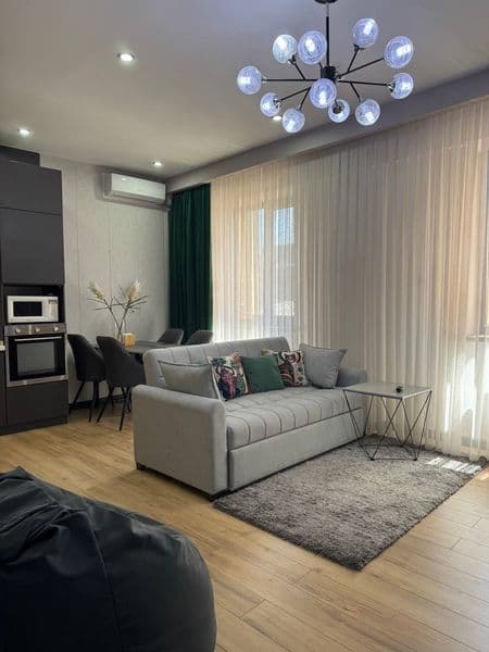 К вашему вниманию рады представить 2х комнатную квартиру на 