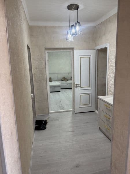 Med garadok 2 xona   500  left yangi  xamma sharoit bor sroc — фото 5