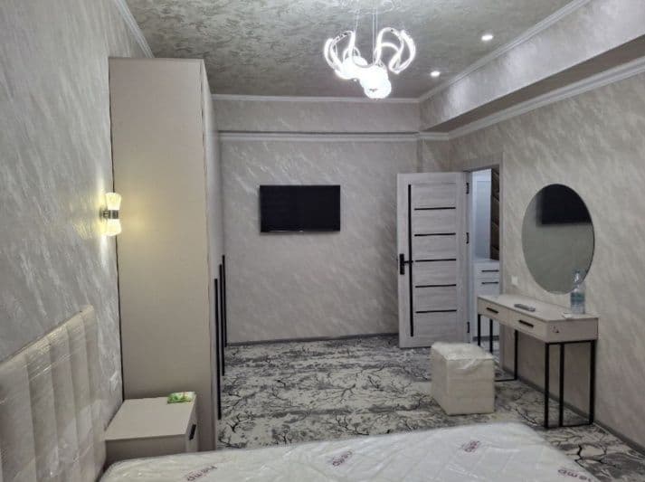 Аренда 2х комнатная квартира Сергели 5. <br />
На 2 этаже 5 