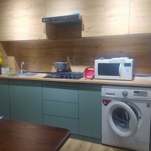 сдается в аренду на долгий срок двухкомнатная квартира на ав