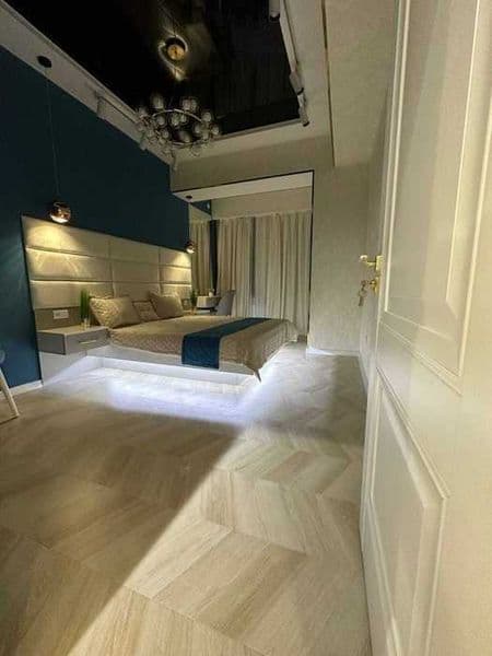 Район: Яшнабадский<br />
Адрес: Лисунова<br />
<br />
Комнат