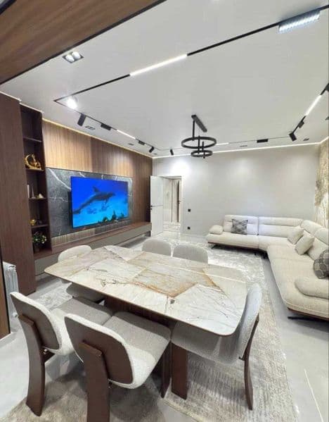 Сдается квартира с авторским ремонтом<br />
<br />
• Район: 