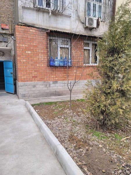 Срочно сдётся квартира напротив трц "NEXT" <br />
3 комнатна — фото 3