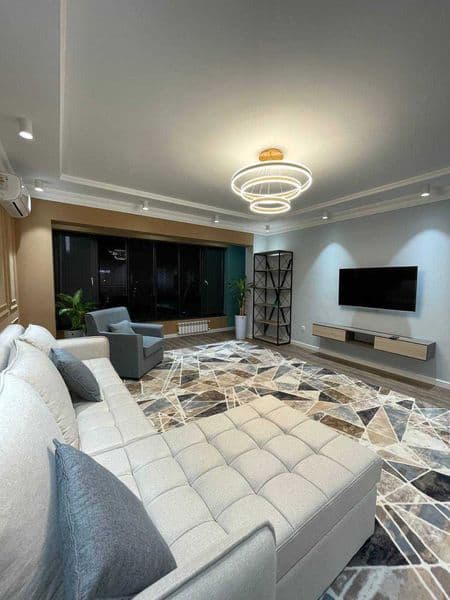 К вашему вниманию рады представить 2х комнатную квартиру на 