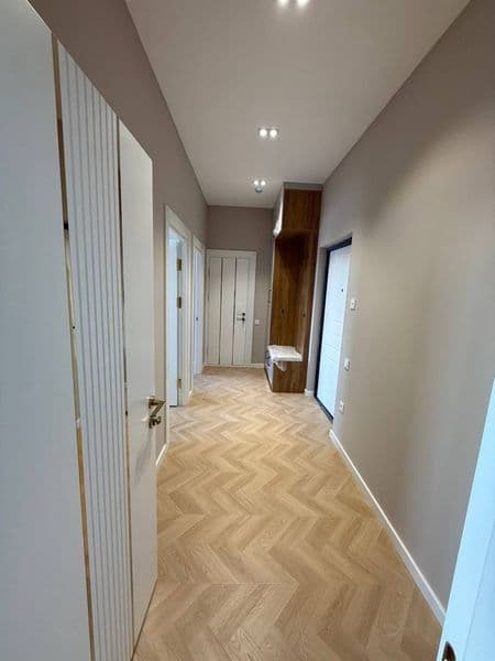 Аренда Юнусабад Зенит <br />
<br />
2/4/10<br />
<br />
Площ