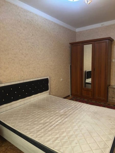 Сдаётся квартира рядом с Паркенским базаром <br />
Все услов