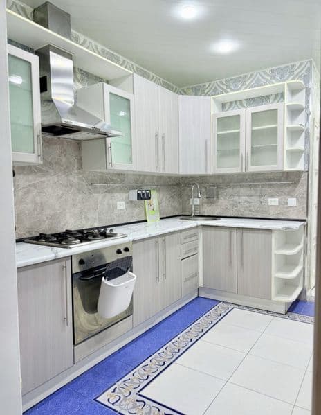 Сдаётся квартира<br />
Мирабадский район <br />
М. Ойбек ори