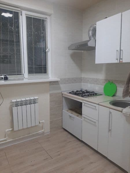 Сдаём квартиру в районе Юнусабад-4 квартал<br />
2-комнатная