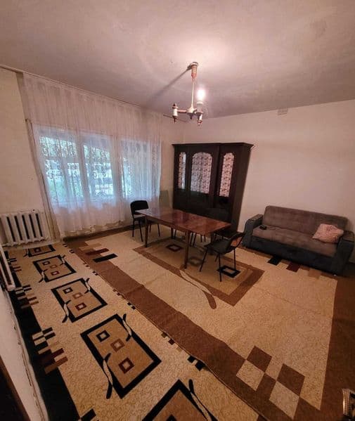 Сдаётся в аренду <br />
Корасув Дунё туйхона<br />
2/1/9<br 