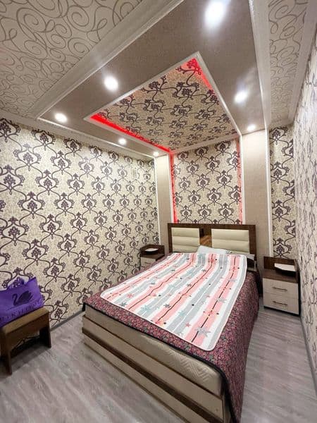 Яшнабадский район, рядом со станцией метро «Дустлик». 2-комн