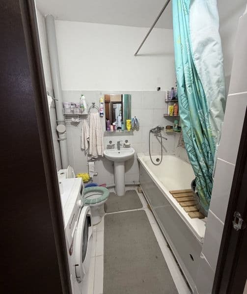 Chilonzor metrosi yaqinda arenda 1 xona <br />
200$<br />
Bo — фото 4