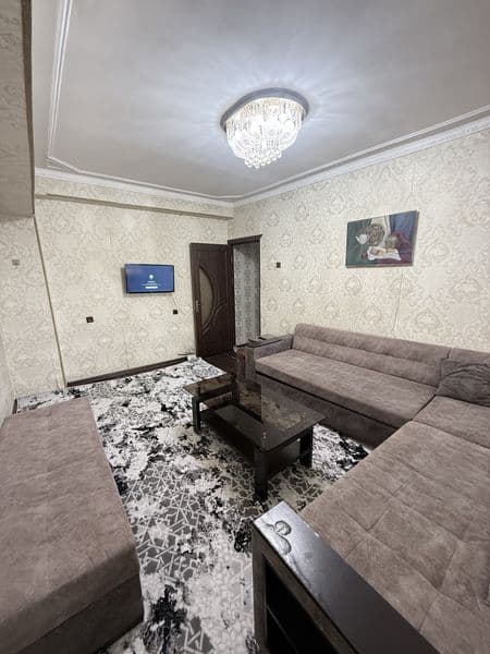 Арендага берилади факат оилага. 450$ ойига  ва риелтор хизма